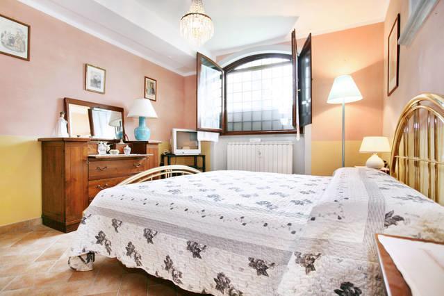 I Due Frassini Apartment Монтеспертоли Стая снимка