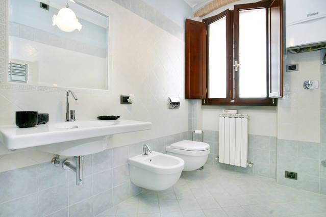 I Due Frassini Apartment Монтеспертоли Стая снимка