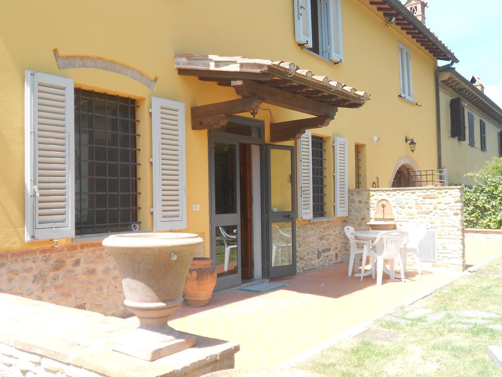 I Due Frassini Apartment Монтеспертоли Екстериор снимка
