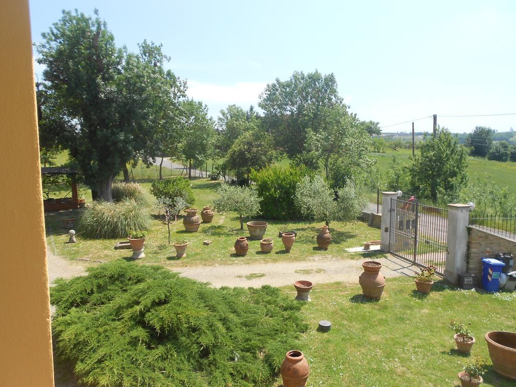 I Due Frassini Apartment Монтеспертоли Екстериор снимка